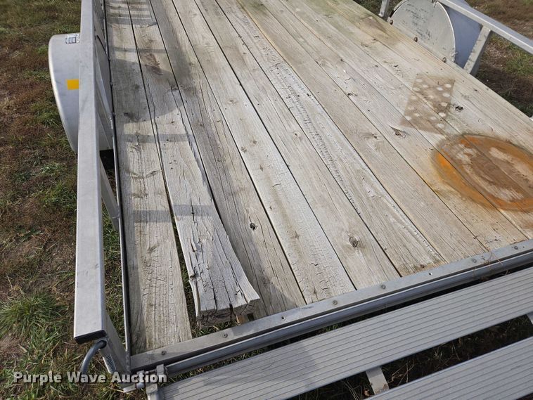 image for item DT4511 2014 H&H utility trailer