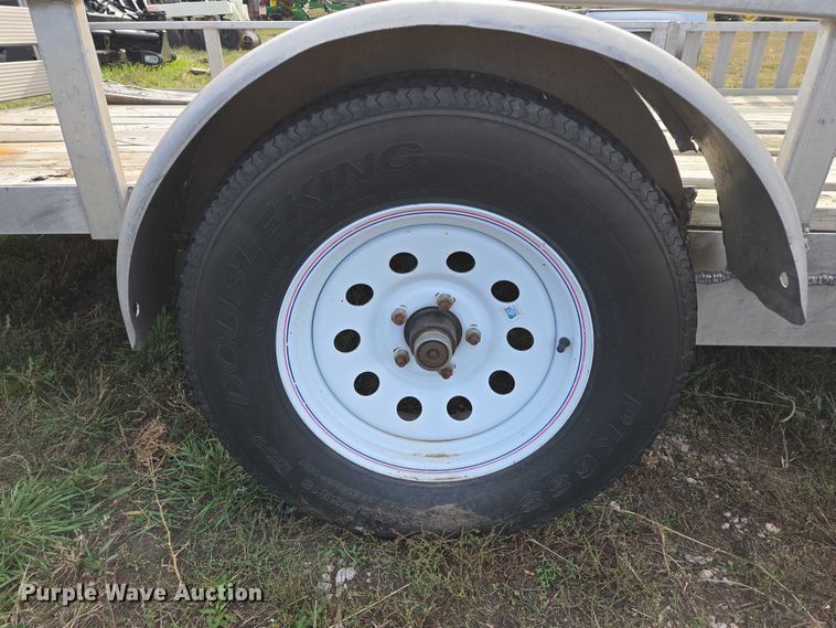 image for item DT4511 2014 H&H utility trailer