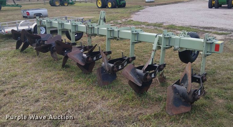 image for item DT4512 Orthman strip-till