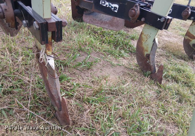 image for item DT4512 Orthman strip-till