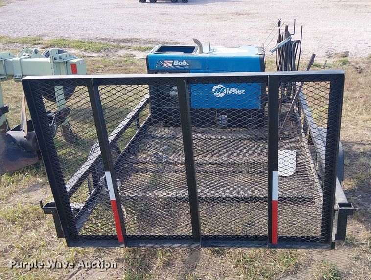 image for item DT4513 2008 Miller Bobcat 225 welder