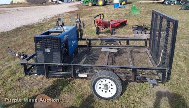 image for item DT4513 2008 Miller Bobcat 225 welder