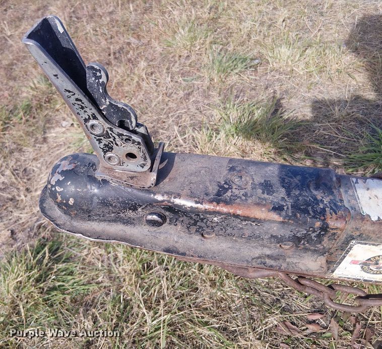 image for item DT4513 2008 Miller Bobcat 225 welder