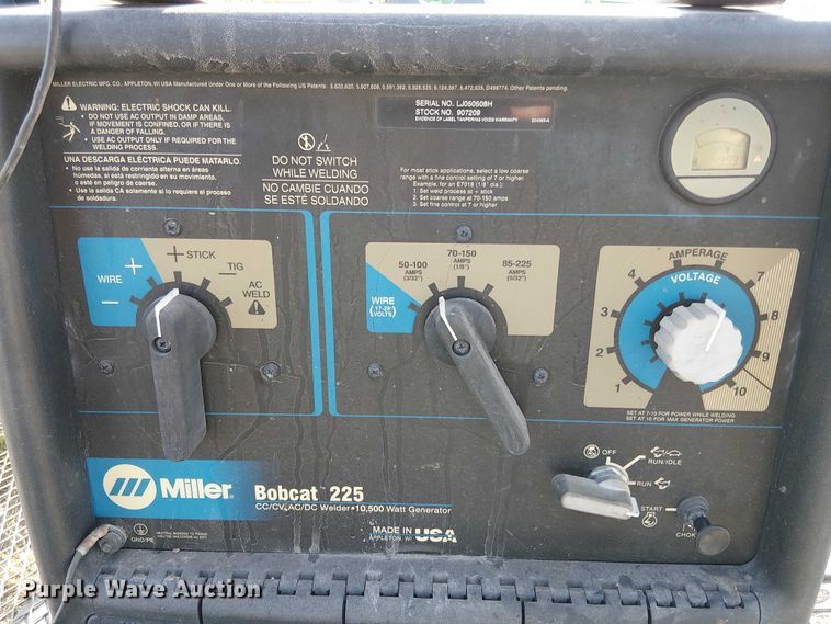 image for item DT4513 2008 Miller Bobcat 225 welder