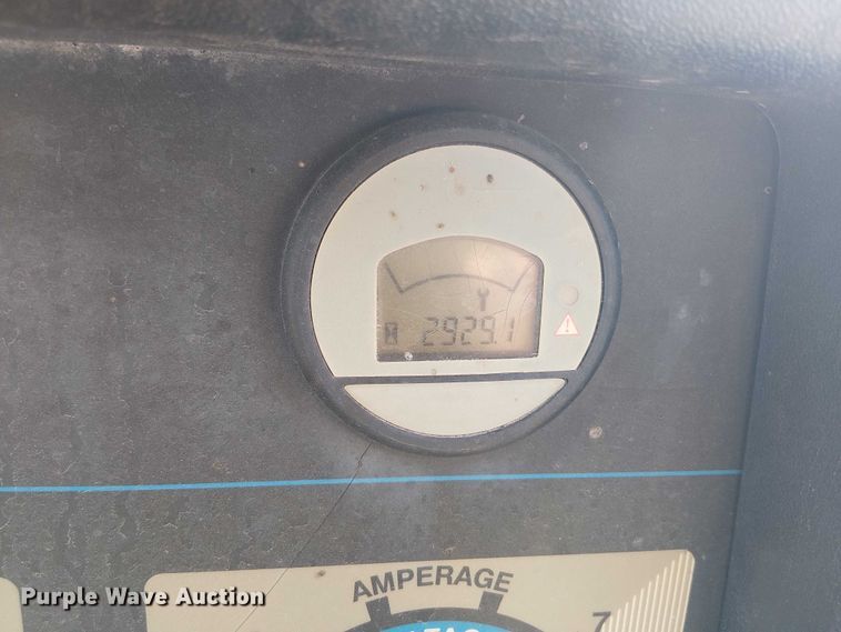 image for item DT4513 2008 Miller Bobcat 225 welder