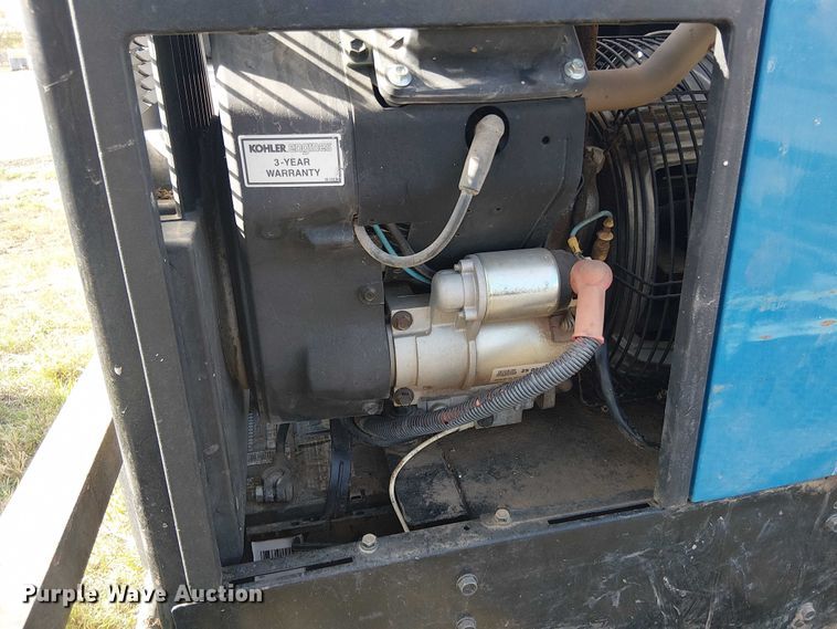 image for item DT4513 2008 Miller Bobcat 225 welder