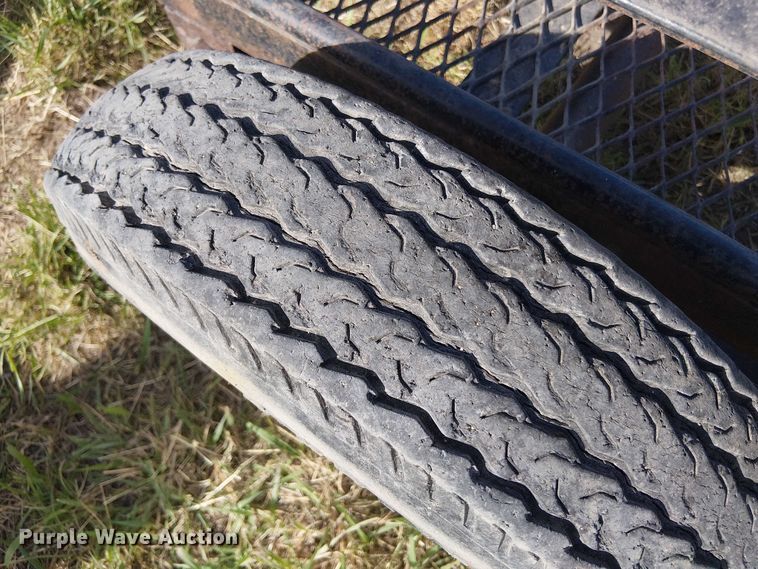 image for item DT4513 2008 Miller Bobcat 225 welder