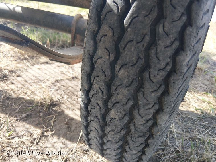 image for item DT4513 2008 Miller Bobcat 225 welder