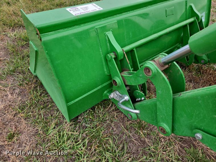 image for item DT4519 2020 John Deere 5115M MFWD tractor