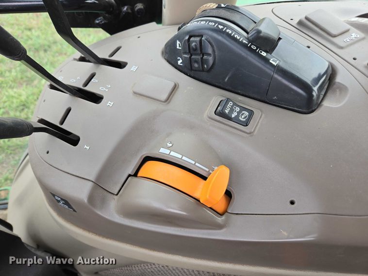 image for item DT4519 2020 John Deere 5115M MFWD tractor