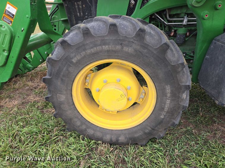 image for item DT4519 2020 John Deere 5115M MFWD tractor