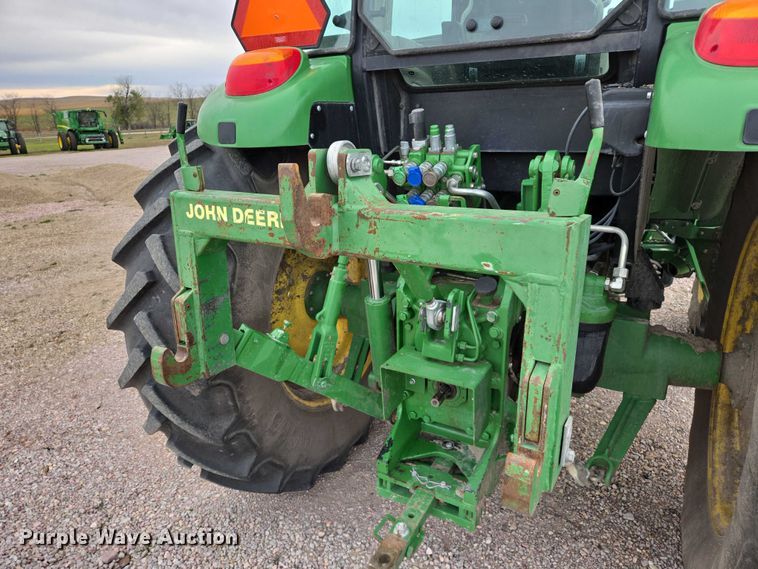 image for item DT4520 2018 John Deere 6120E MFWD tractor