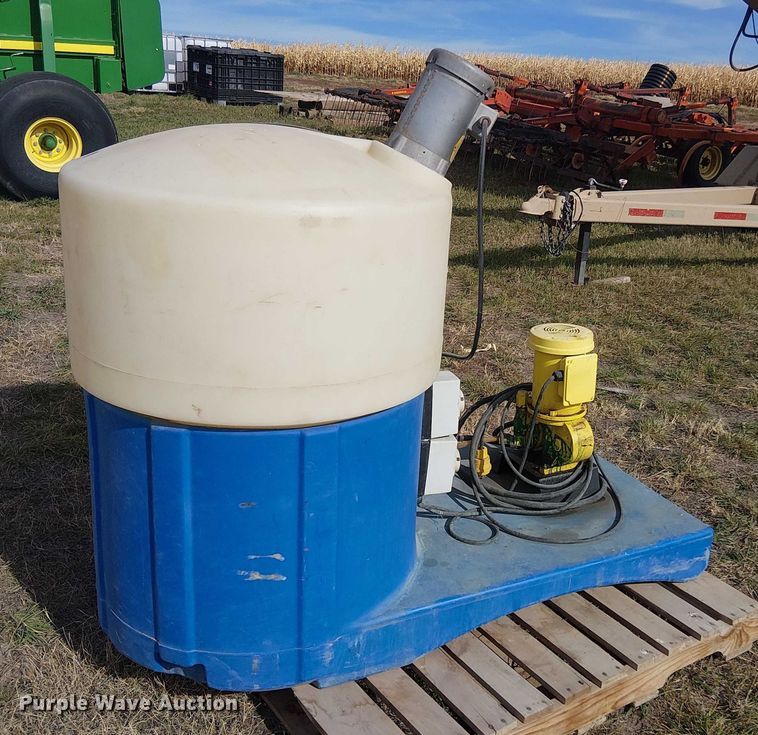 image for item DT4521 Agri-Inject agitation pump