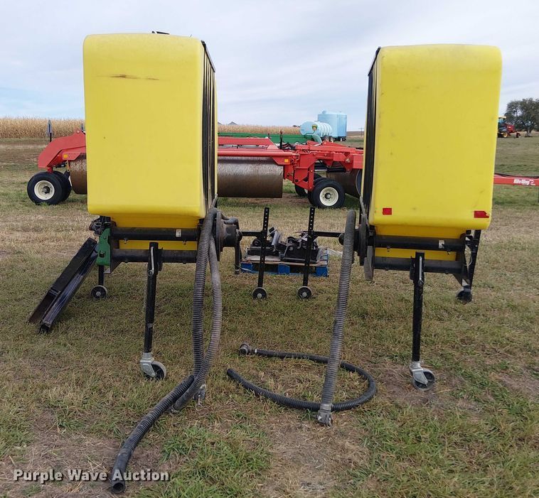 image for item DT4525 (2) Demco SideQuest saddle tanks