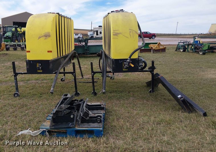 image for item DT4525 (2) Demco SideQuest saddle tanks