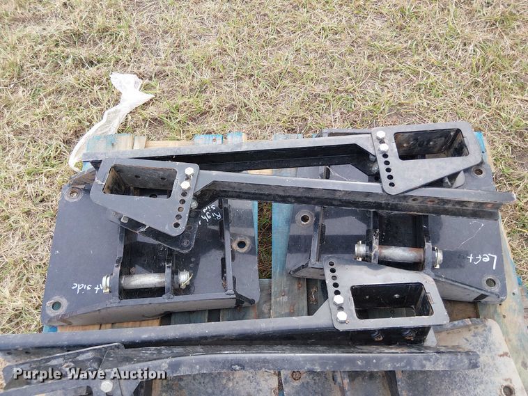 image for item DT4525 (2) Demco SideQuest saddle tanks