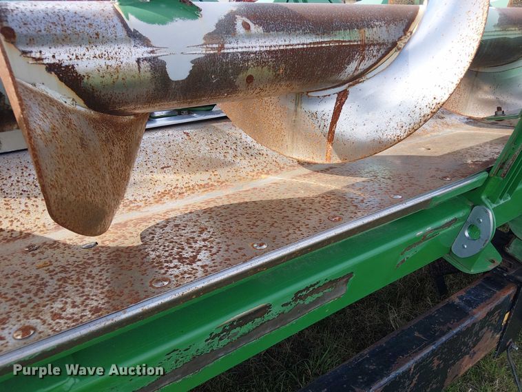 image for item DT4527 2018 John Deere 712C corn head