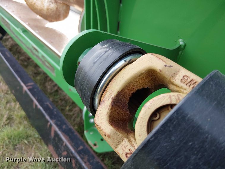 image for item DT4527 2018 John Deere 712C corn head