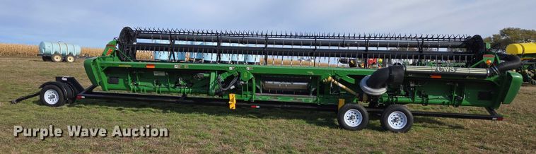 image for item DT4528 2019 John Deere 735FD HydraFlex flex draper head