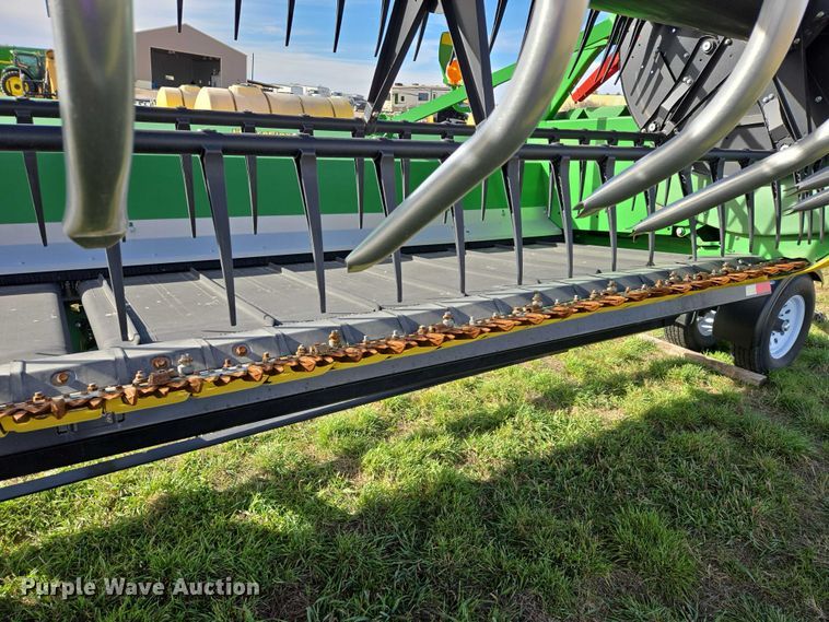 image for item DT4528 2019 John Deere 735FD HydraFlex flex draper head