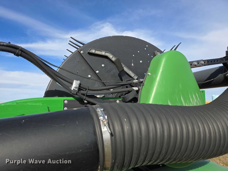 image for item DT4528 2019 John Deere 735FD HydraFlex flex draper head
