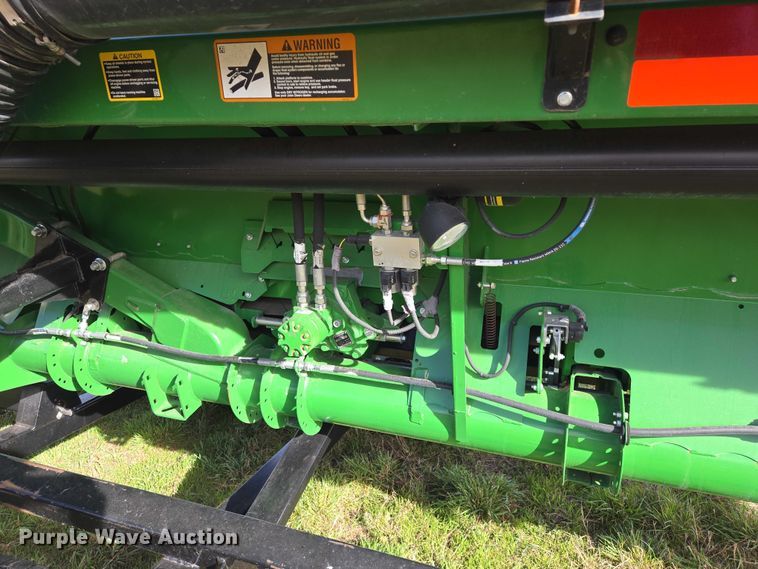 image for item DT4528 2019 John Deere 735FD HydraFlex flex draper head