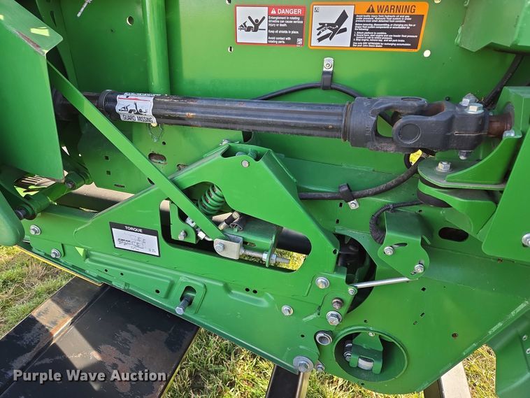 image for item DT4528 2019 John Deere 735FD HydraFlex flex draper head