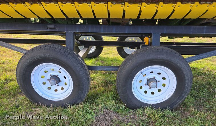 image for item DT4528 2019 John Deere 735FD HydraFlex flex draper head