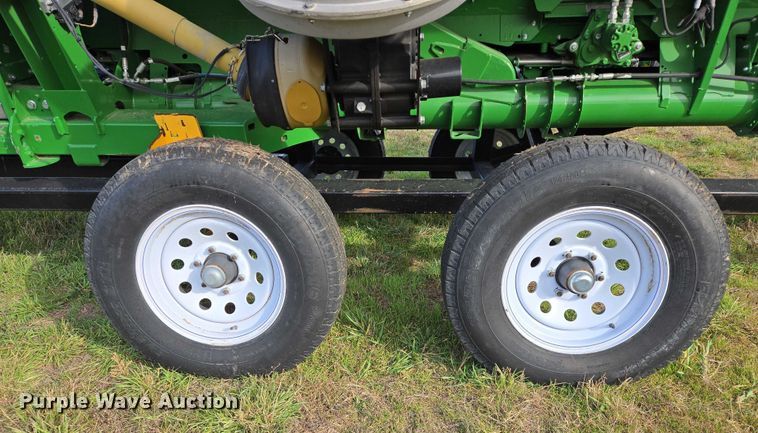 image for item DT4528 2019 John Deere 735FD HydraFlex flex draper head