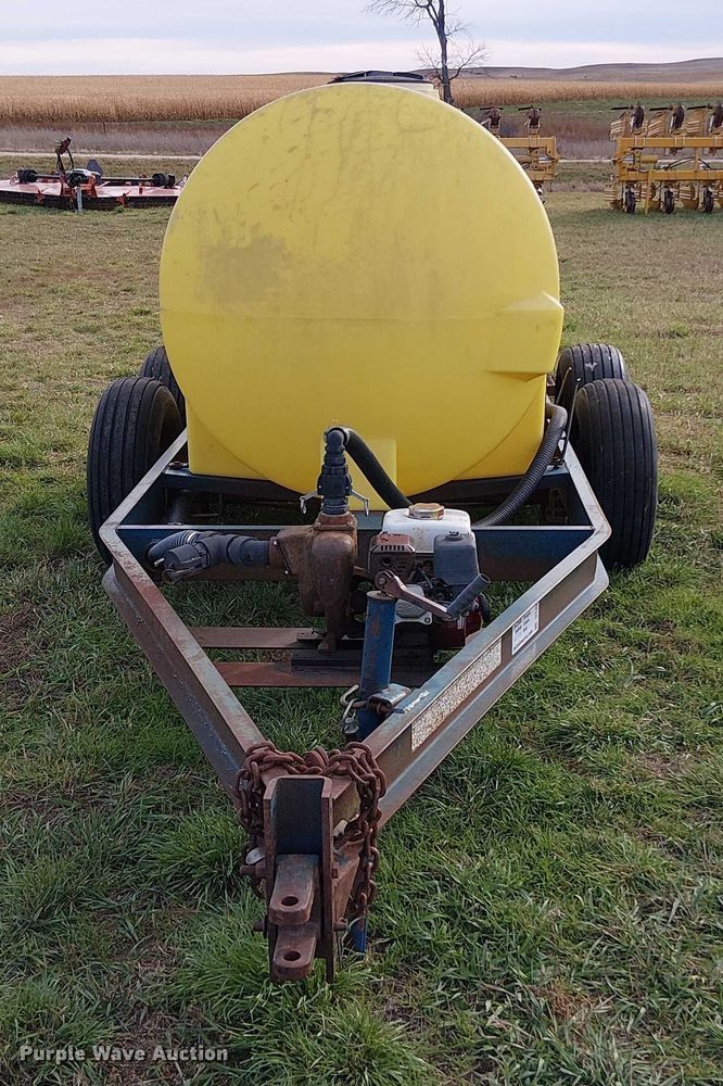 image for item DT4529 Shop built nurse tank trailer