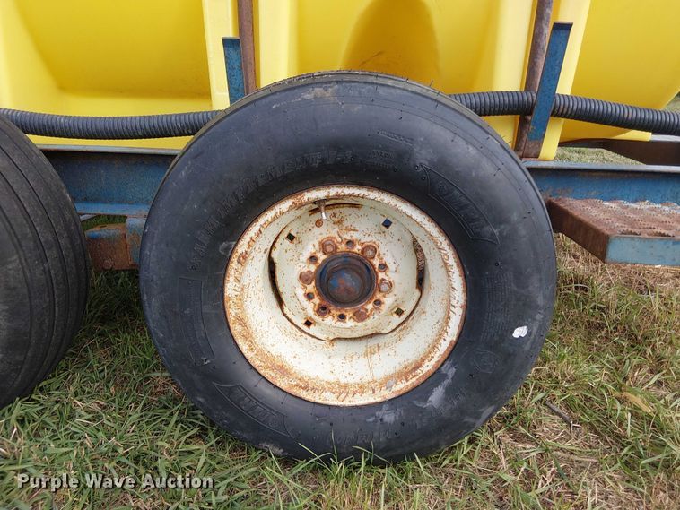 image for item DT4529 Shop built nurse tank trailer