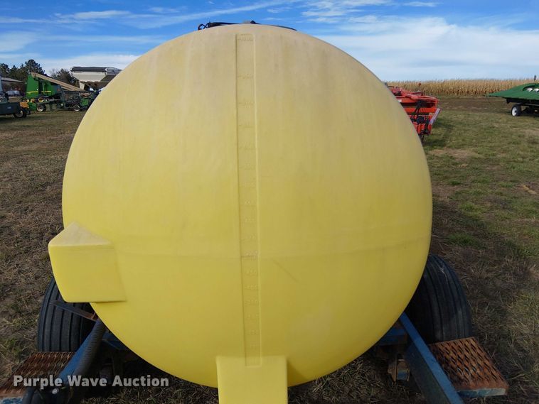 image for item DT4530 Shop built nurse tank trailer