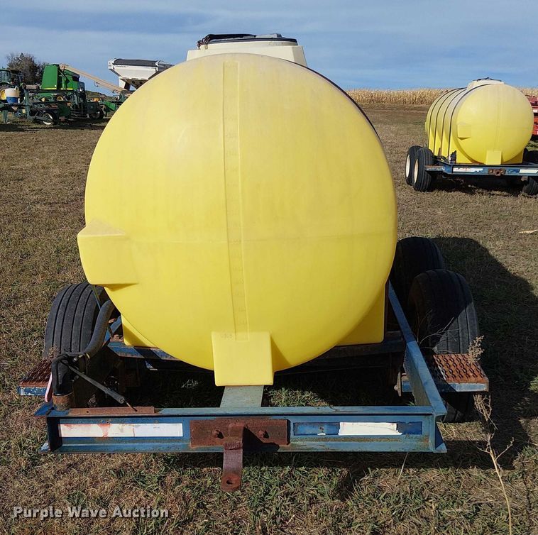 image for item DT4531 Shop built nurse tank trailer