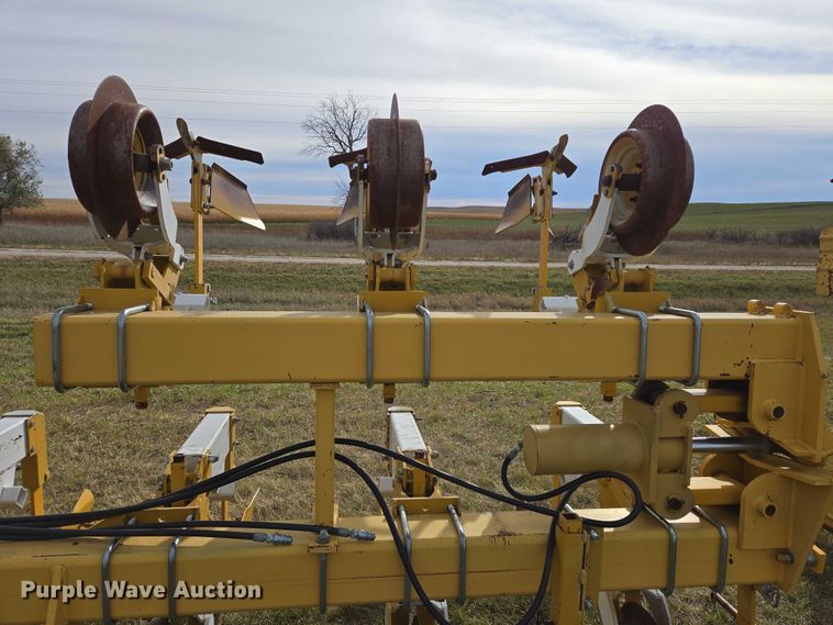 image for item DT4533 Buffalo row crop cultivator