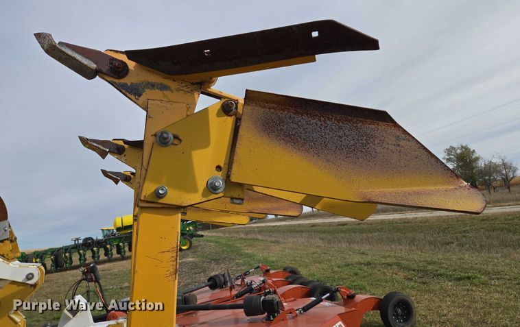 image for item DT4533 Buffalo row crop cultivator