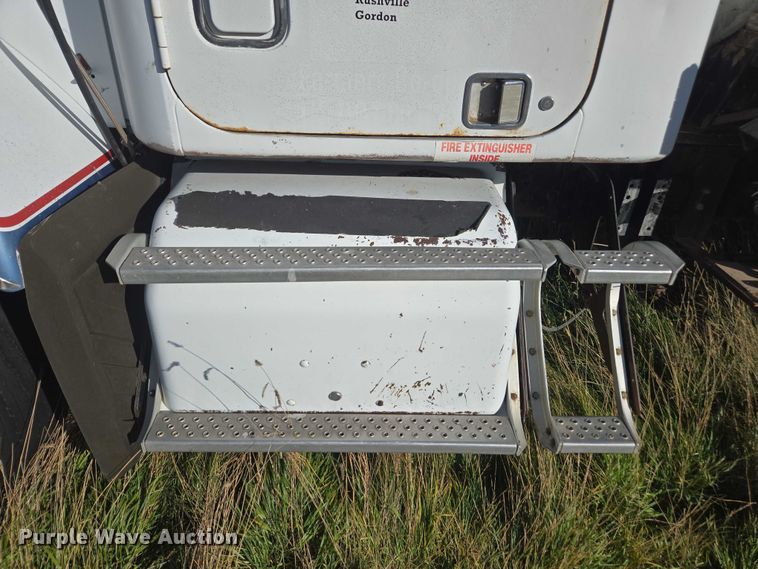 image for item DT4535 1977 GMC General tank truck