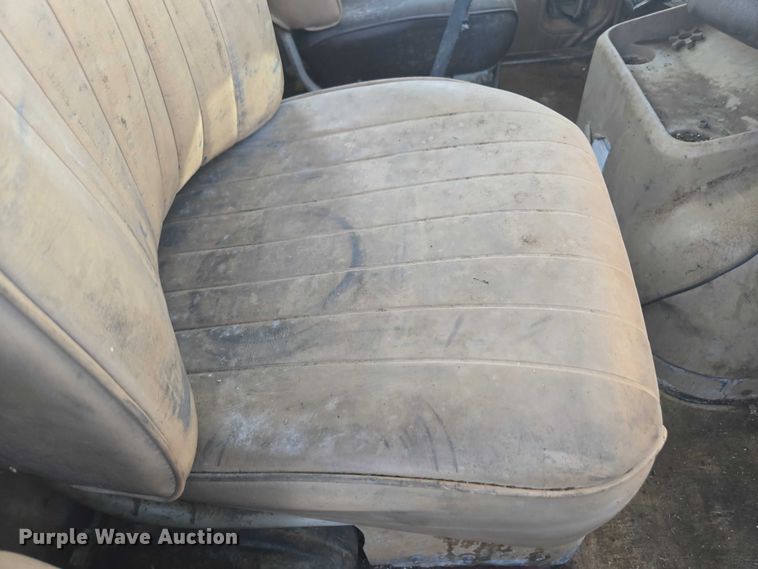 image for item DT4535 1977 GMC General tank truck