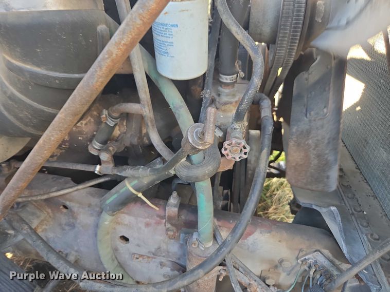 image for item DT4535 1977 GMC General tank truck