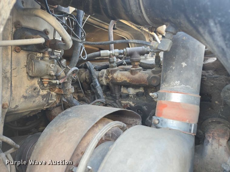 image for item DT4535 1977 GMC General tank truck