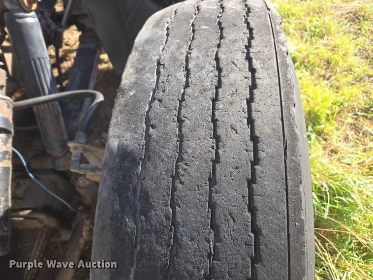 image for item DT4535 1977 GMC General tank truck