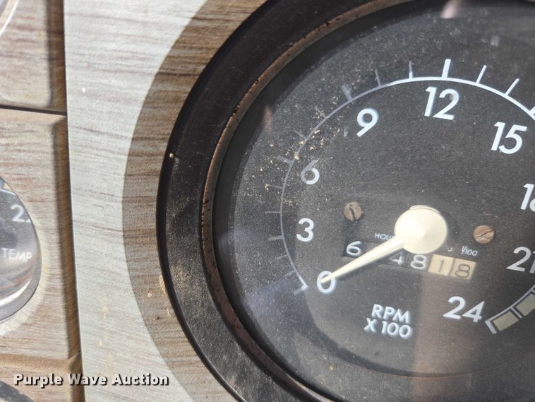 image for item DT4535 1977 GMC General tank truck