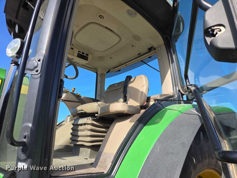 image for item DT4537 2014 John Deere 8295R MFWD tractor