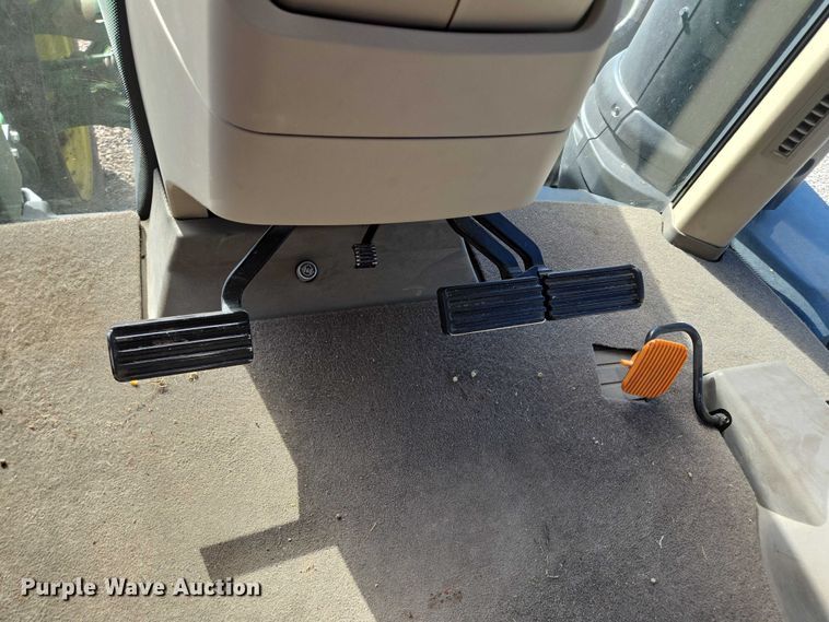 image for item DT4537 2014 John Deere 8295R MFWD tractor