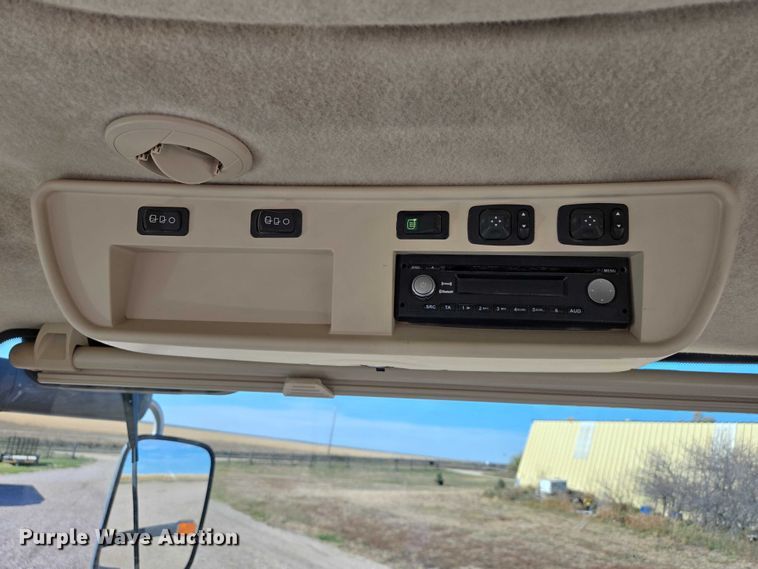 image for item DT4537 2014 John Deere 8295R MFWD tractor