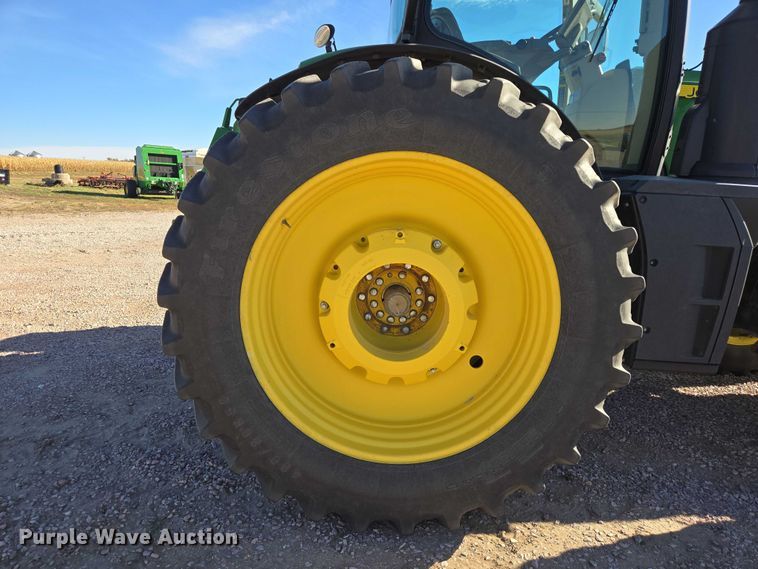 image for item DT4537 2014 John Deere 8295R MFWD tractor