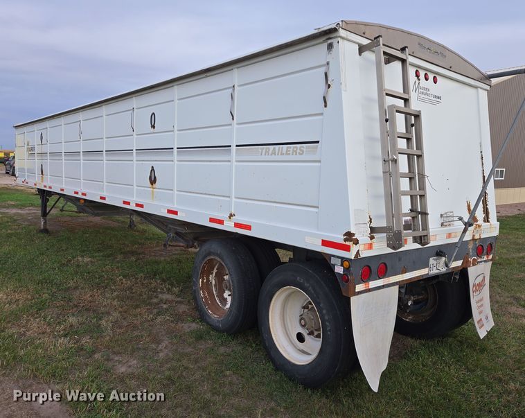 image for item DT4539 2009 Maurer grain trailer
