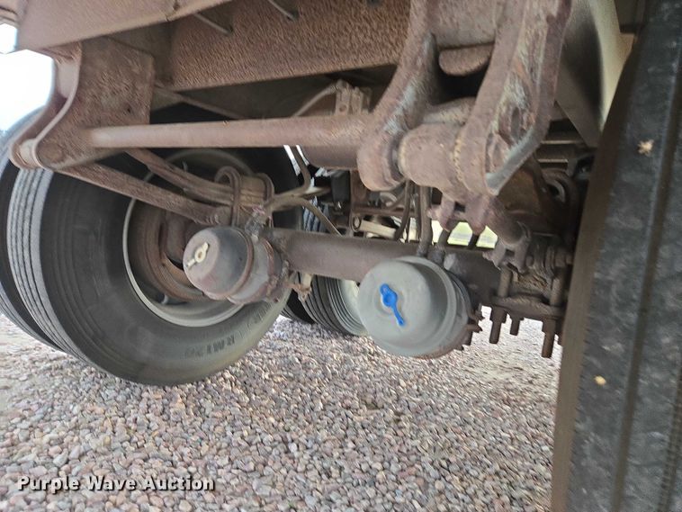 image for item DT4540 1990 Wilson DWH-200 grain trailer