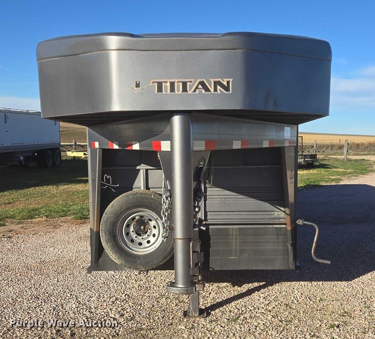 image for item DT4542 2016 Titan Trailer Mfg livestock trailer