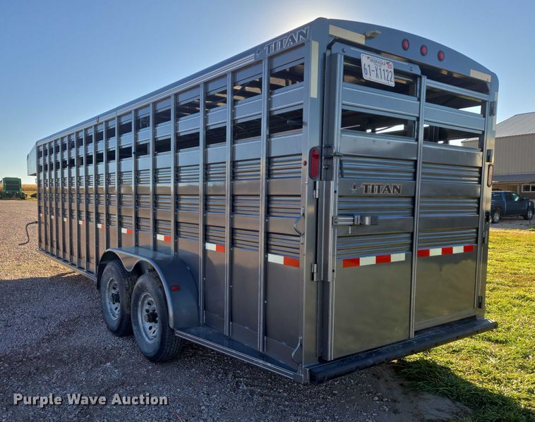 image for item DT4542 2016 Titan Trailer Mfg livestock trailer