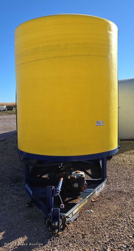image for item DT4546 Duo Lift DC6050 tank trailer